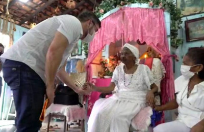 Mãe Maria Pereira é Patrimônio Vivo do Piauí aos comemorar 98 anos de vida
